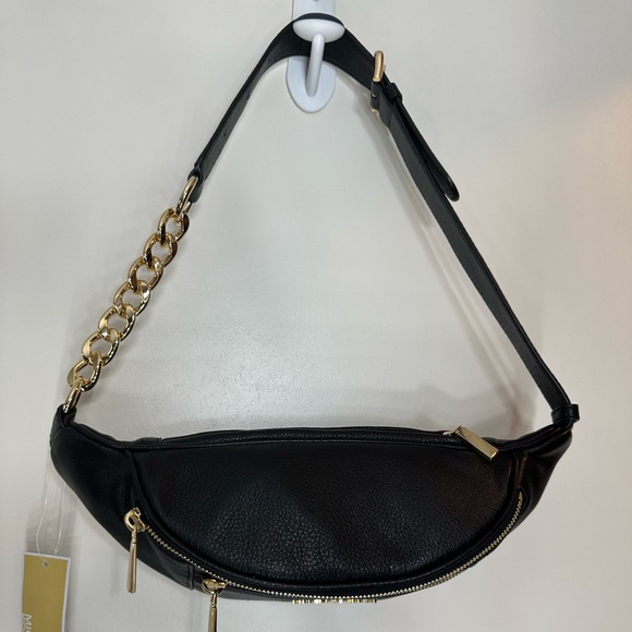 MICHAEL MICHAEL KORS
Mott Medium Leather Waistpack - Picture 9 of 14